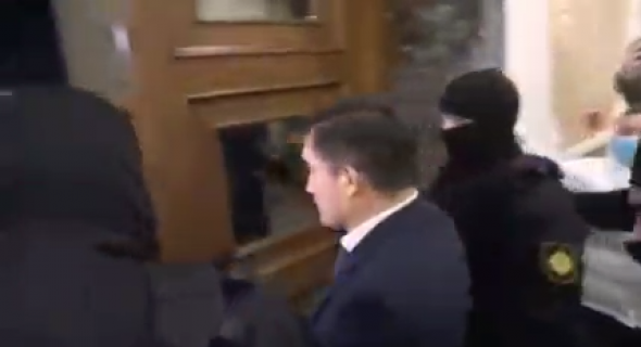 Alexandr Stoianoglo a fost reținut de mascații de la SIS pentru 72 de ore